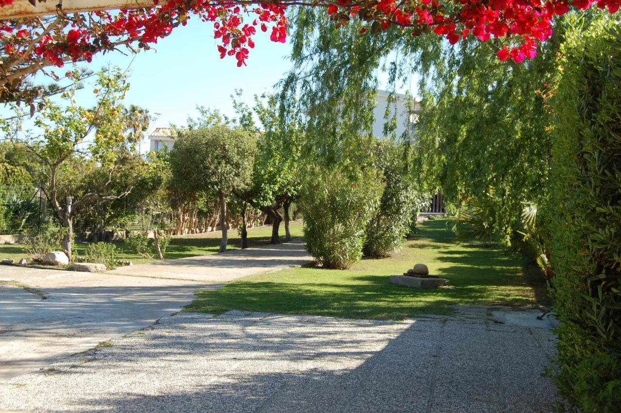 Domu Carmela Villa Villasimius Exteriör bild